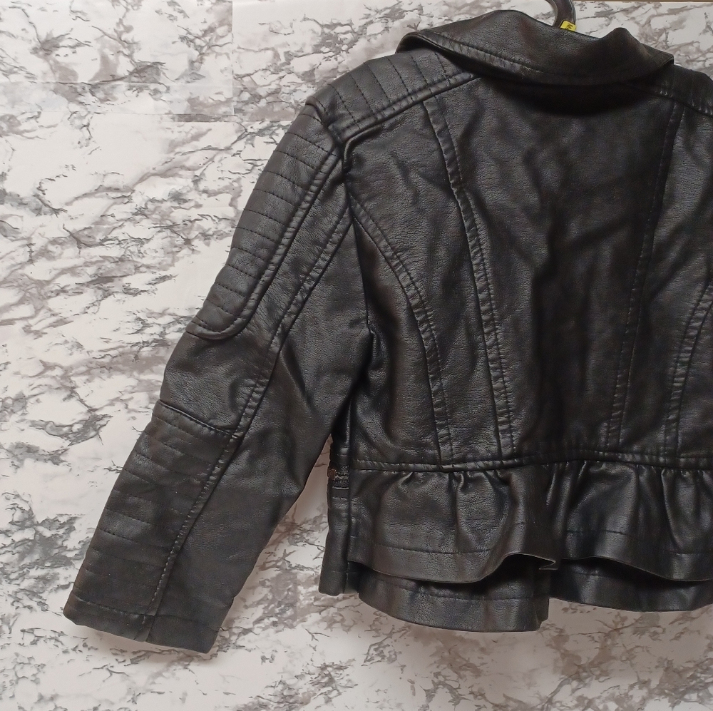NWOT Urban Republic Girls sz: 3T Faux Leather Jacket - Picture 3 of 7